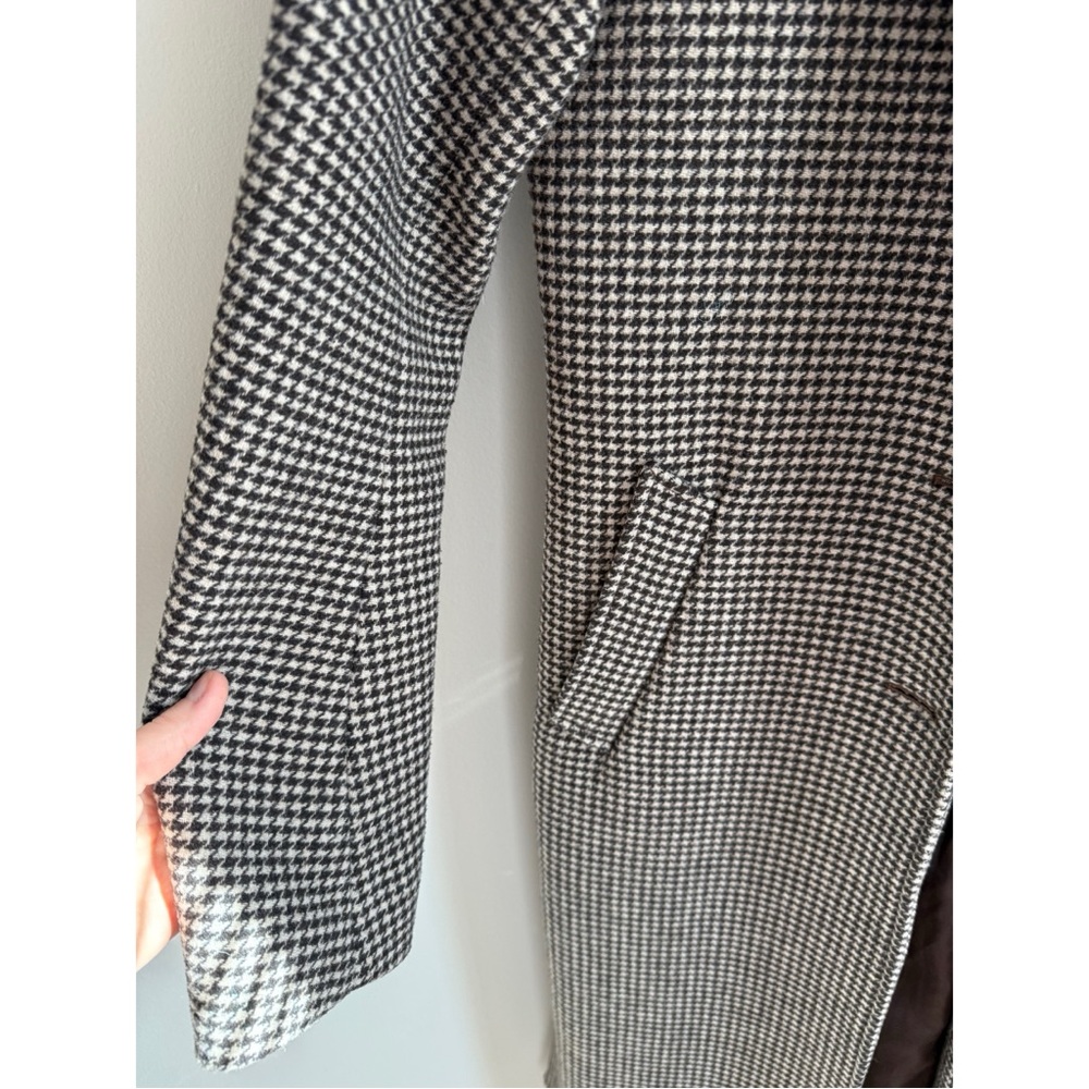 Coat - Picture 6 of 6